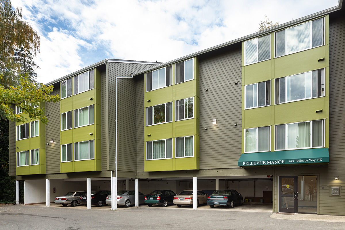 Apartments at Bellevue Manor
